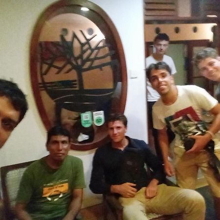 Leopard City Hostel Yala Tissamaharama Buitenkant foto