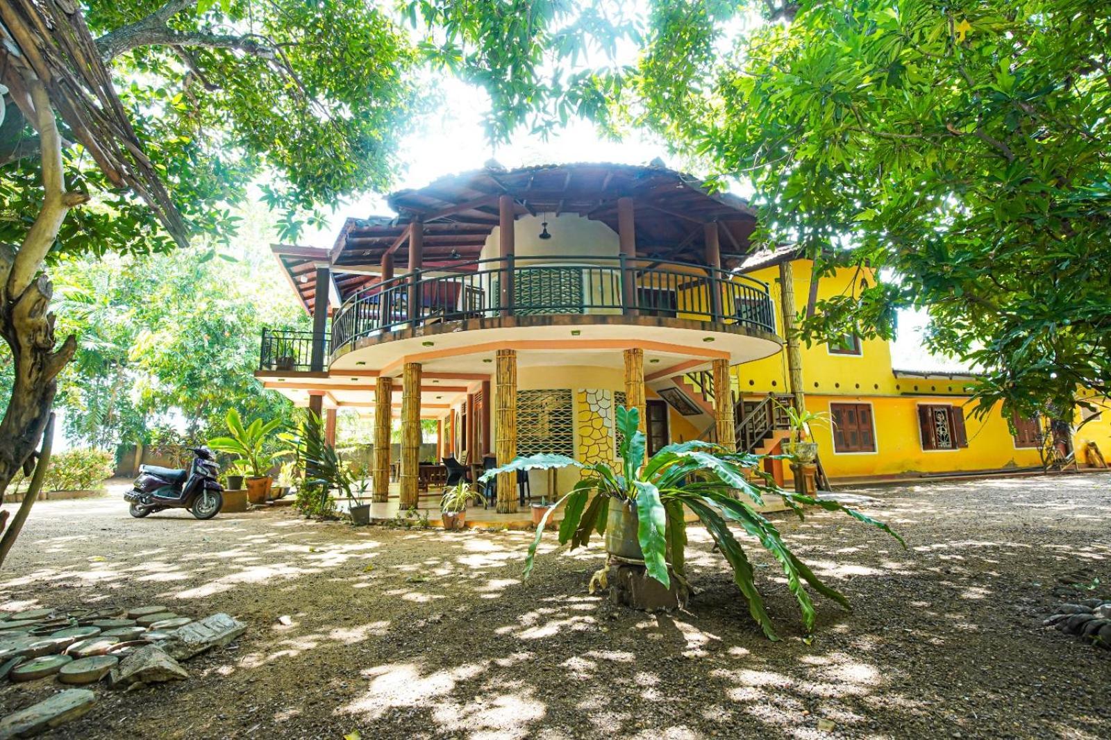 Leopard City Hostel Yala Tissamaharama Buitenkant foto