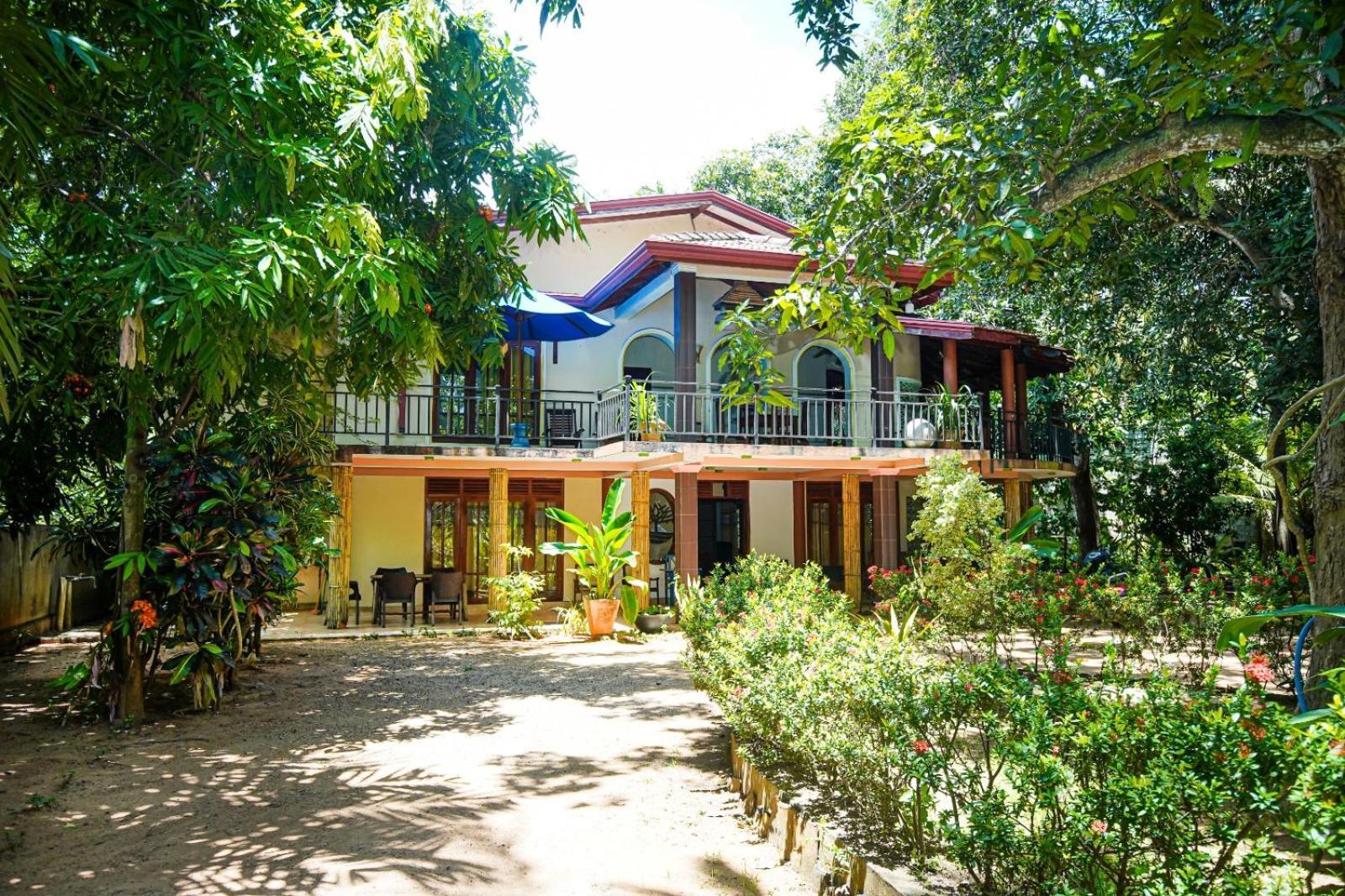 Leopard City Hostel Yala Tissamaharama Buitenkant foto